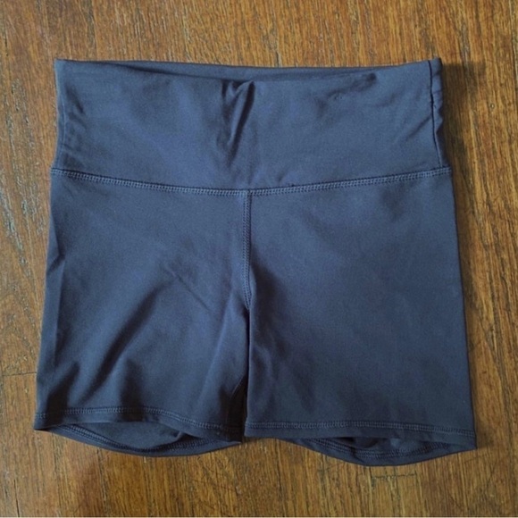 NWOT Cotton: On BODY High Waisted Bike Shortie Shorts black size XS - Picture 4 of 5